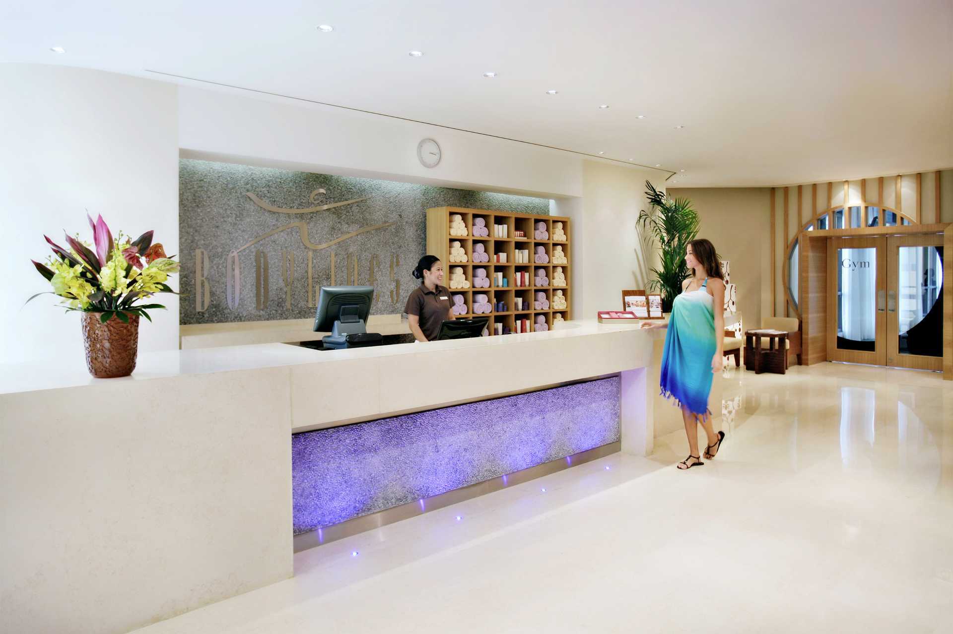 Vastaanotto Amwaj Rotana Jumeirah Beachillä Dubaissa, Arabiemiraateissassa.