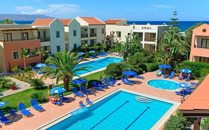 Allasalue, Hotelli Blue Sea Apartments, Platanias, Kreeta.
