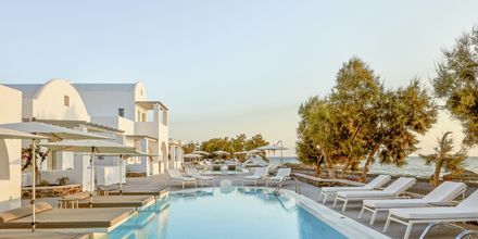Allas. Hotelli Costa Grand Resort & Spa, Kamari, Santorini, Kreikka.
