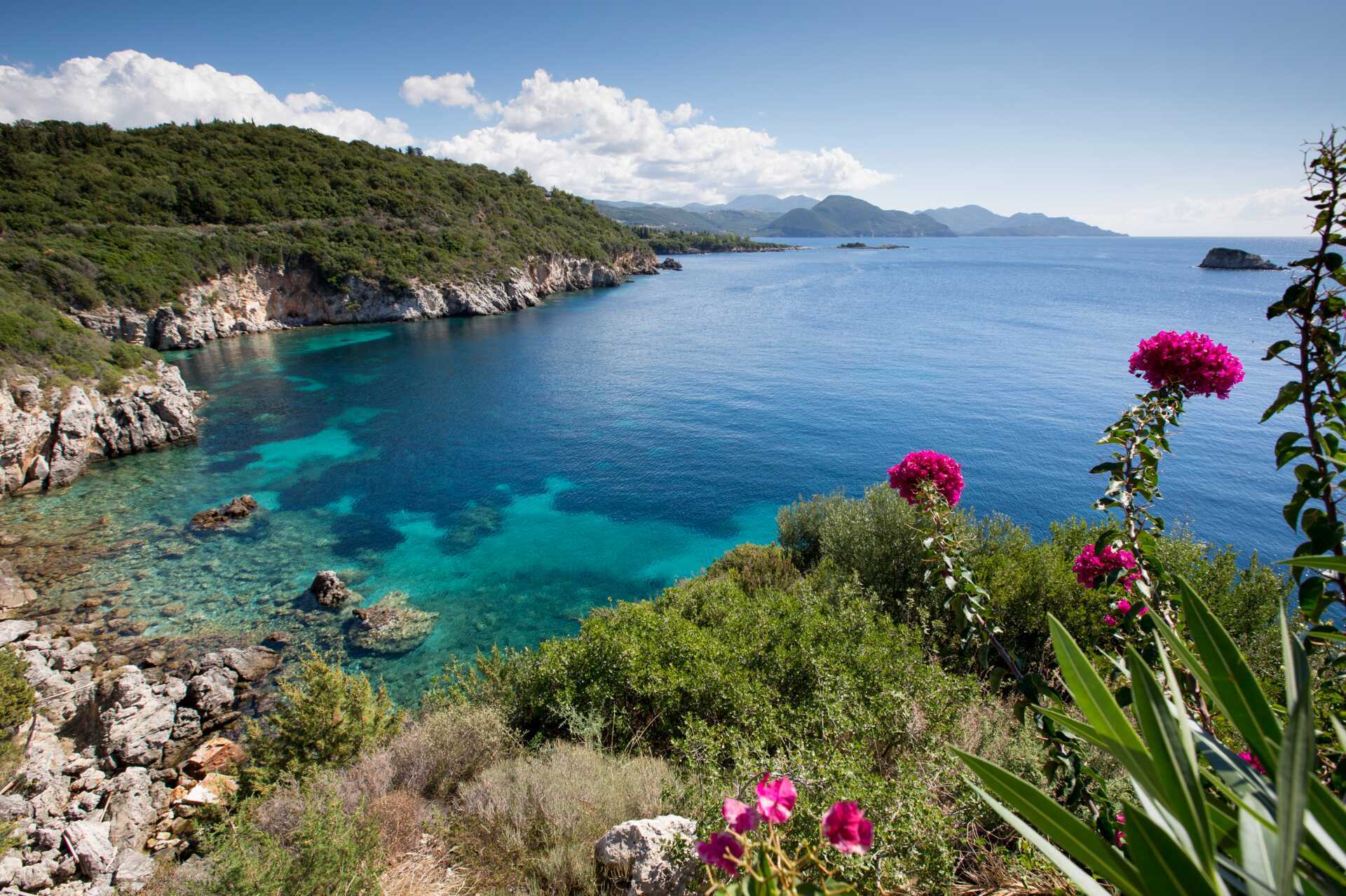 Näkymä hotelli Costa Smeraldasta Sivotassa, Kreikassa.