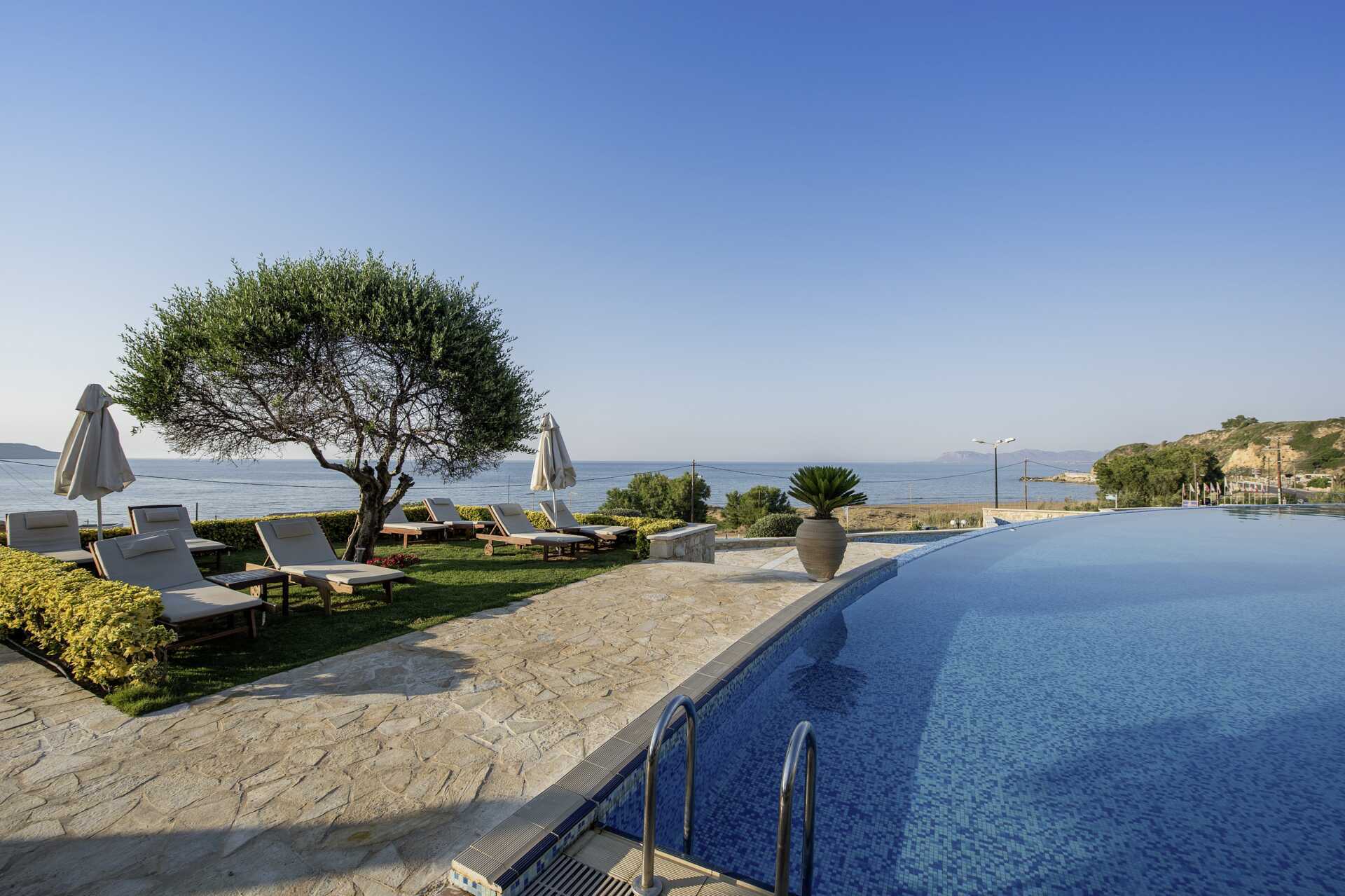 Allasalue, Hotelli Cretan Dream Royal, Kato Stalos, Kreeta.