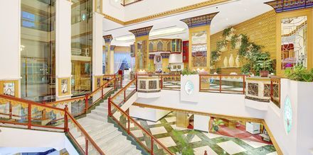 Lobby, hotelli Crowne Plaza Resort. Salalah, Oman.