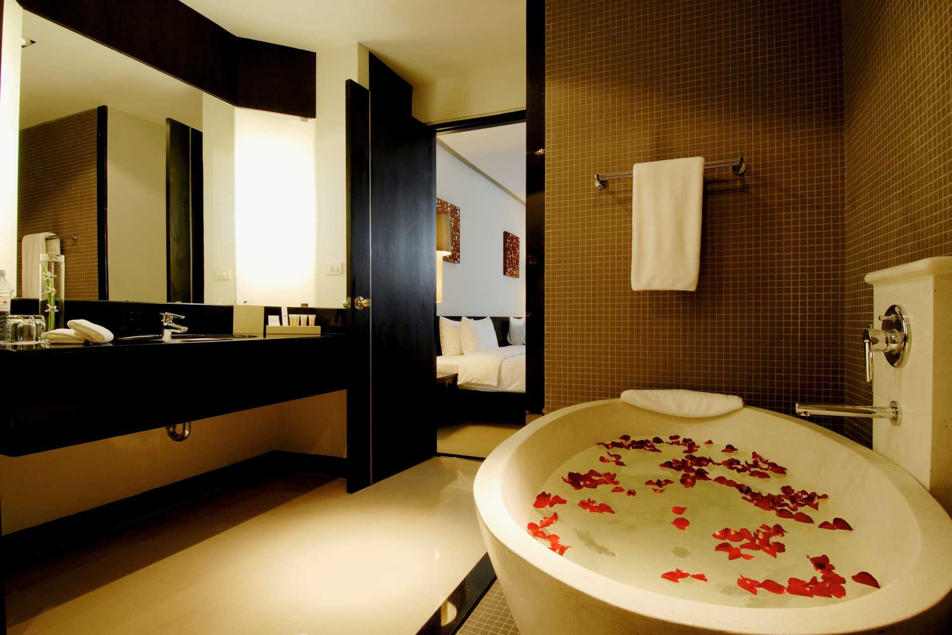 Deluxe-huone, Ramada Resort Khao Lak, Khao Lak, Thaimaa.