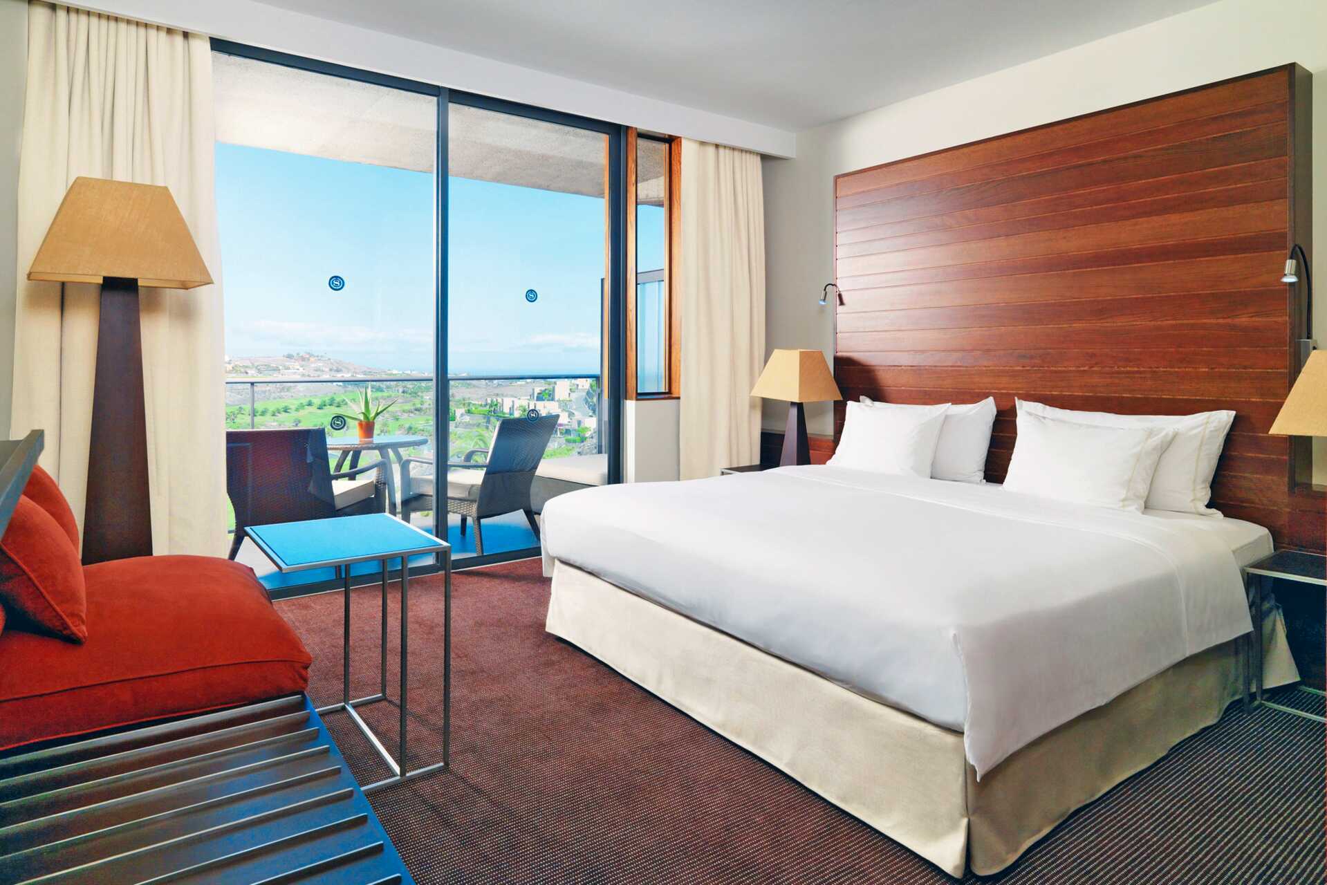 Deluxe Plus -huone, Hotelli Salobre Hotel & Resort, Gran Canaria.