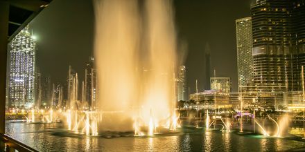 Dubai Fountain, Dubai Downtown. Dubai, Arabiemiraatit.