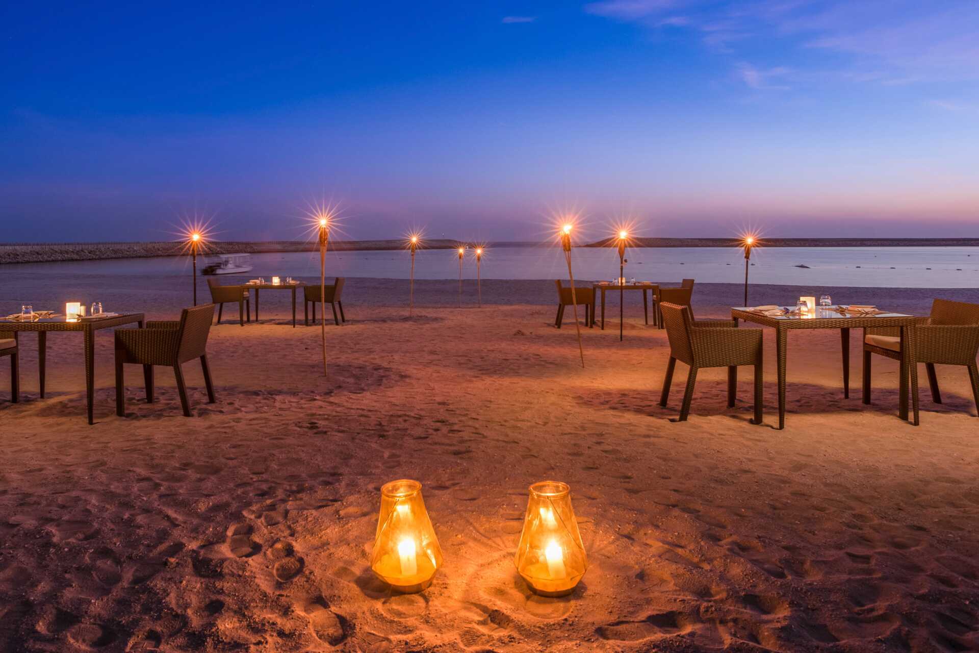 Rantabaari, Hotelli Fanar Hotel & Residences, Salalah, Oman.