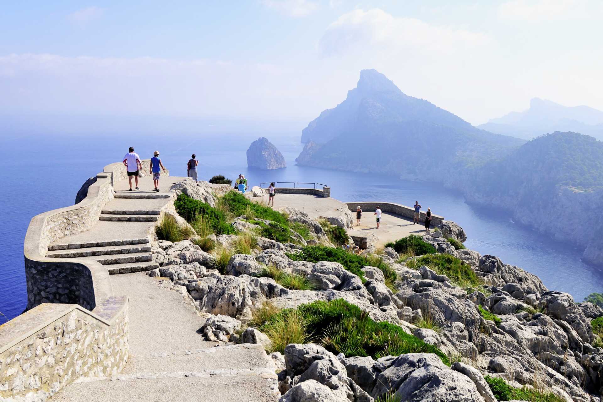 Markkinat Alcudiassa ja Formentorin niemimaalla