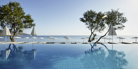 Allasalue. Hotelli Grand Bay Beach Resort, Kreeta, Kreikka.