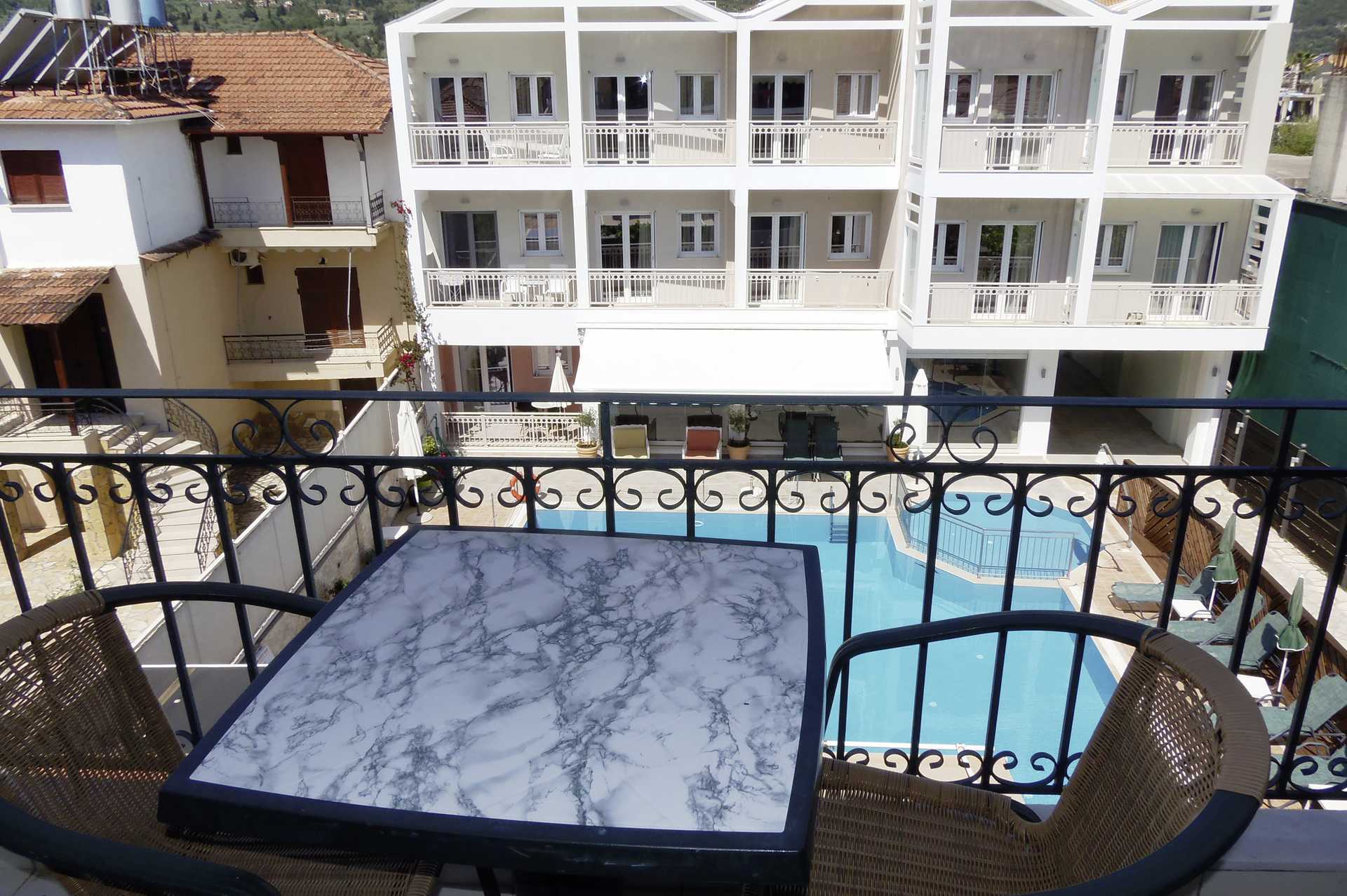 Hotelli Aggelos Lefkadassa, Kreikkassa.