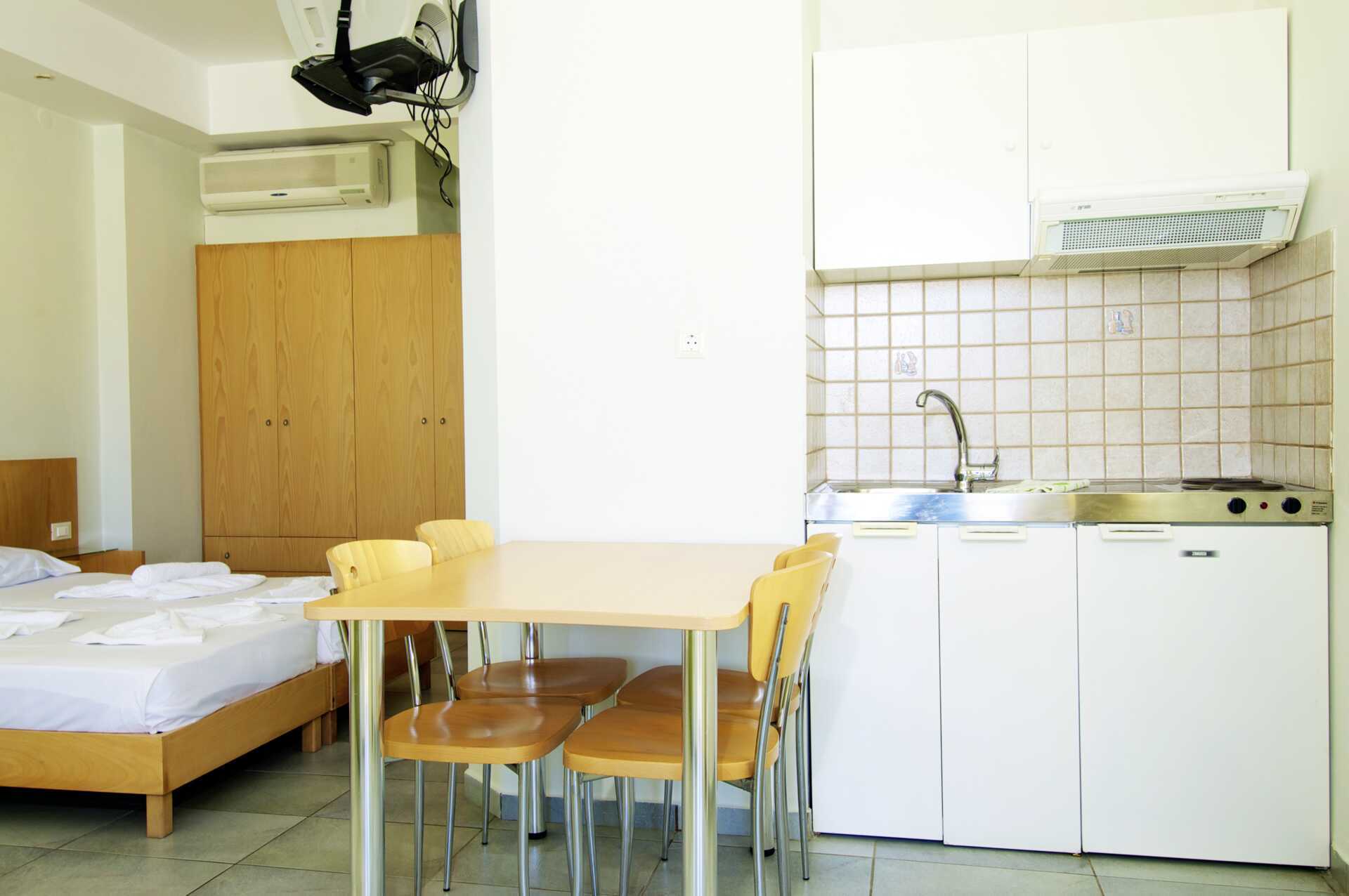 Huoneisto hotelli Lissosissa Plataniaksessa.