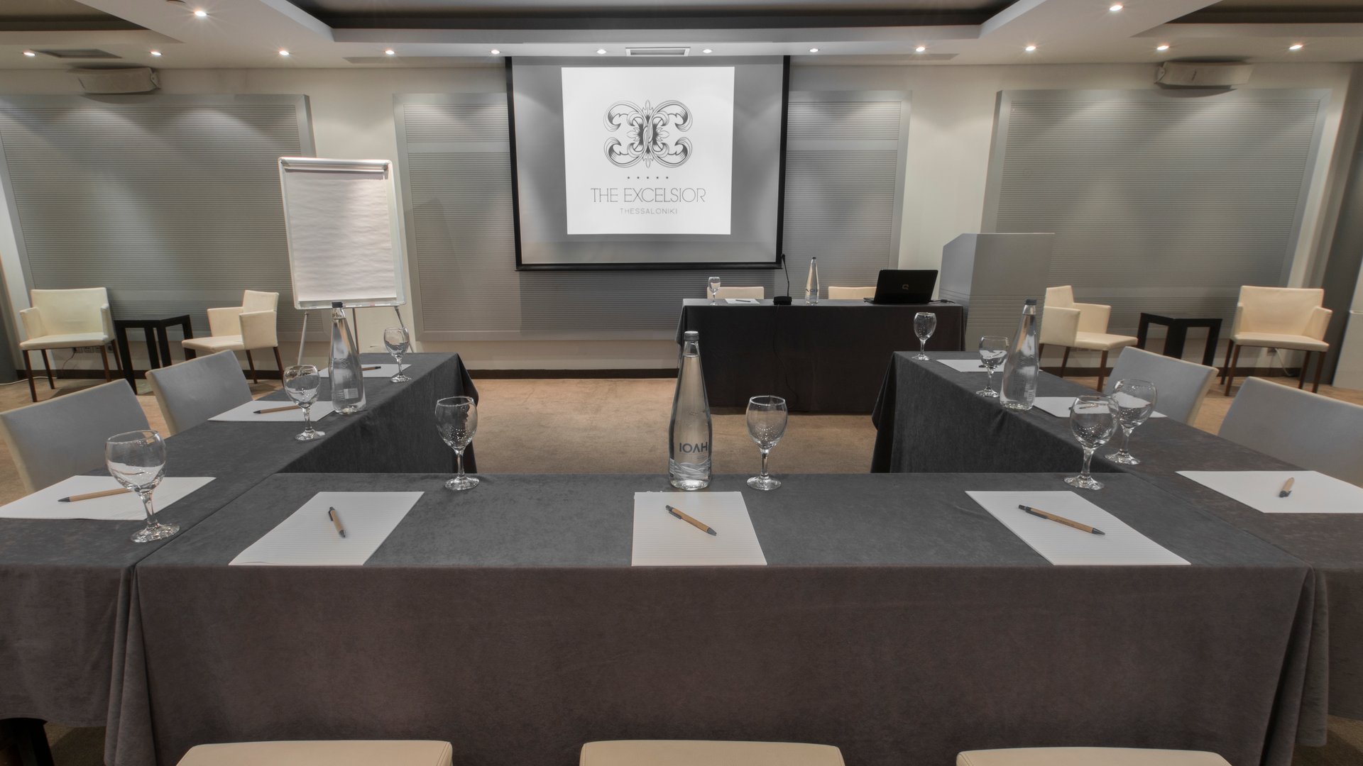 Konferenssit