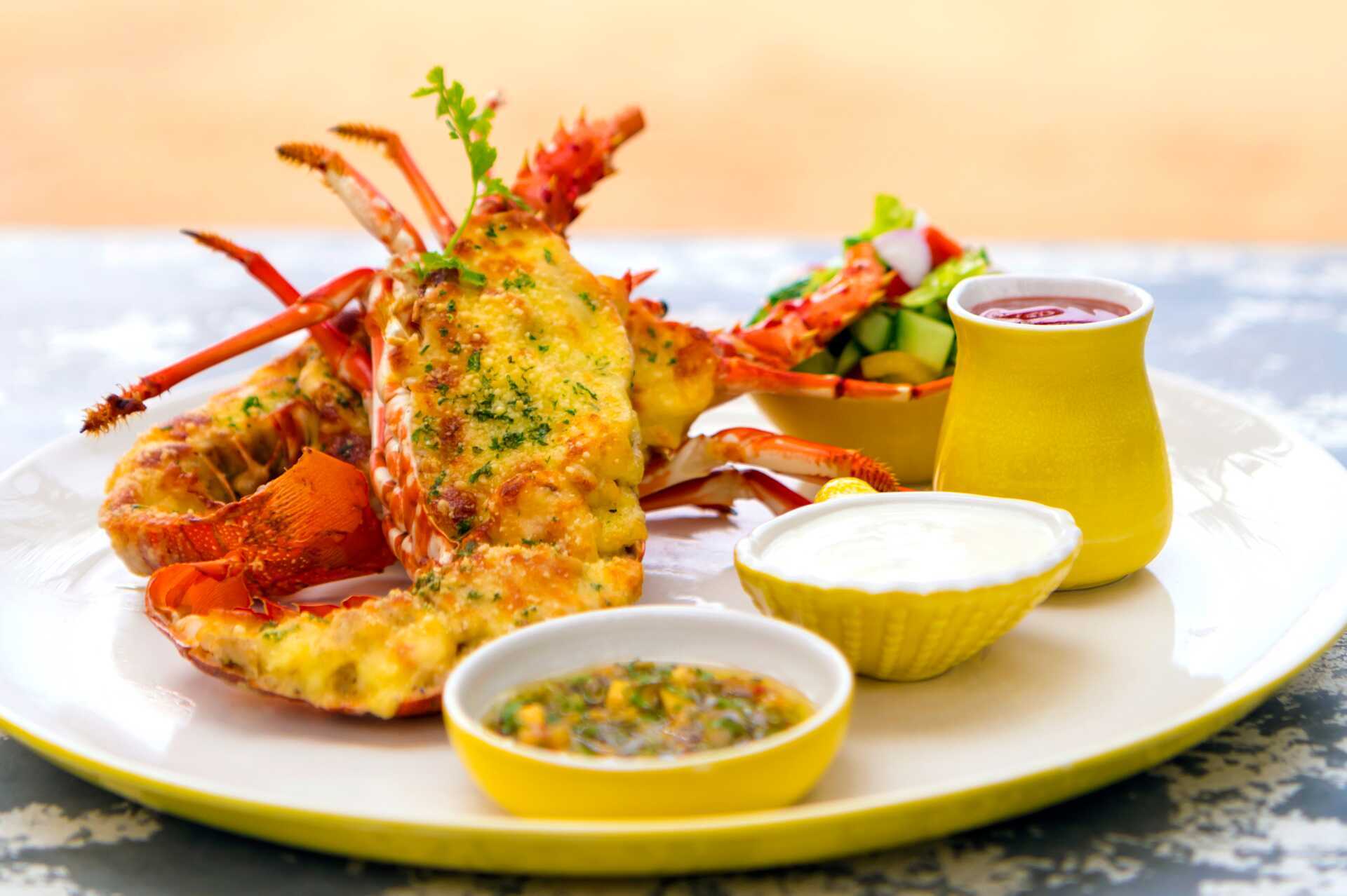 Ruoka, hotelli Jetwing Sea. Negombo, Sri Lanka.