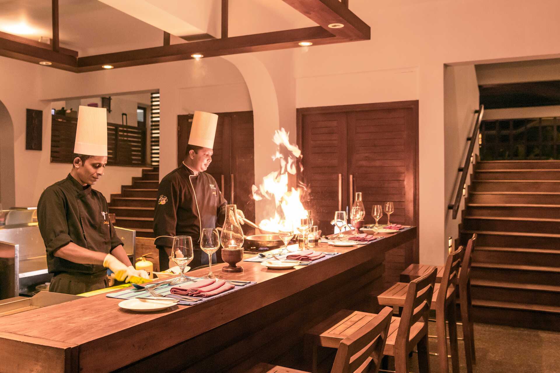 Ravintola, hotelli Jetwing Sea. Negombo, Sri Lanka.