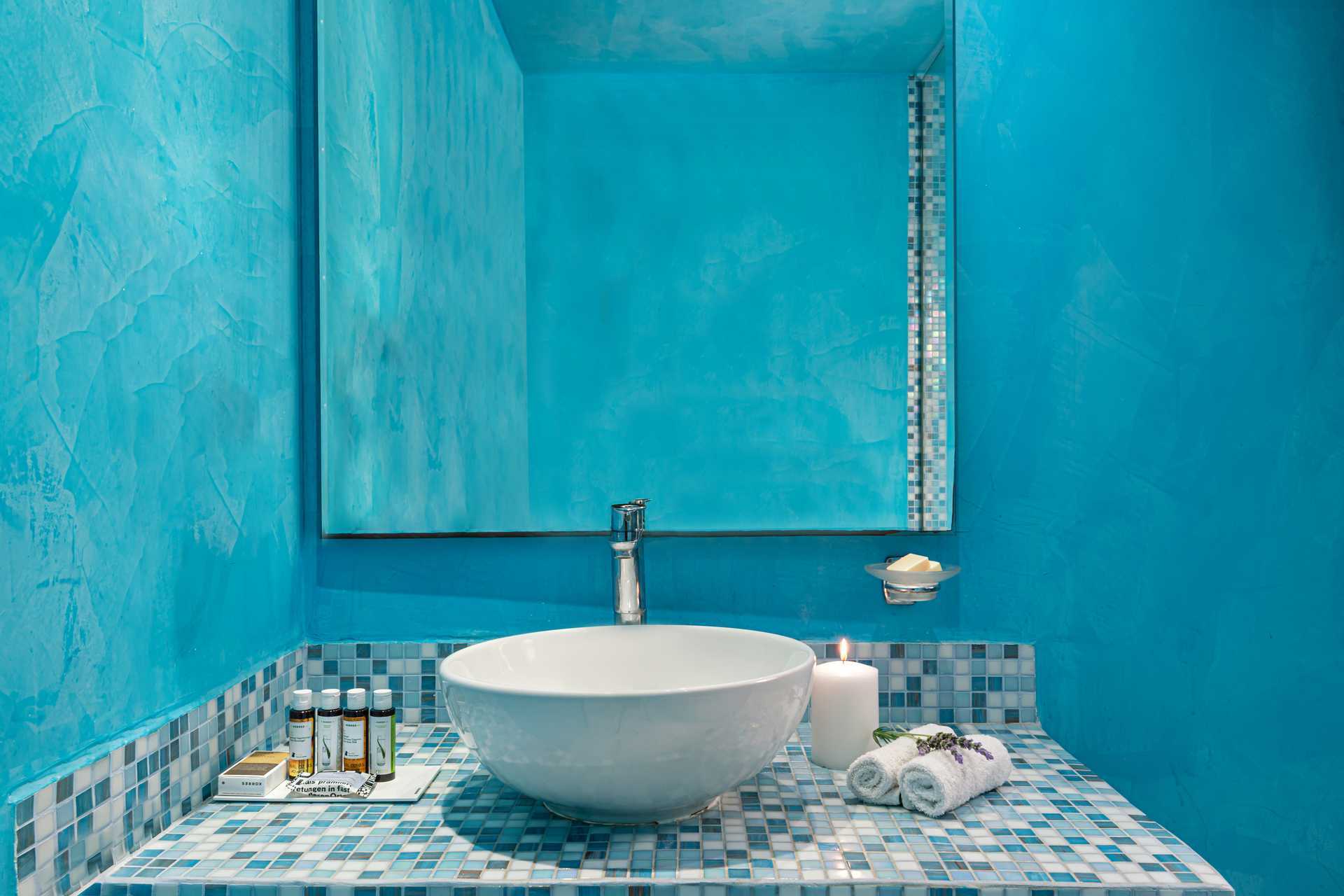 Juniorsviitti Santorini Kastelli Resortissa Santorinissa, Kreikassa.