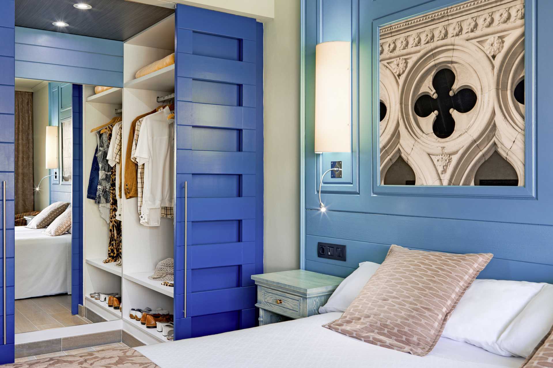 Kahden hengen huone. Hotelli Adrian Colon Guahani, Playa de las Americas, Teneriffa.