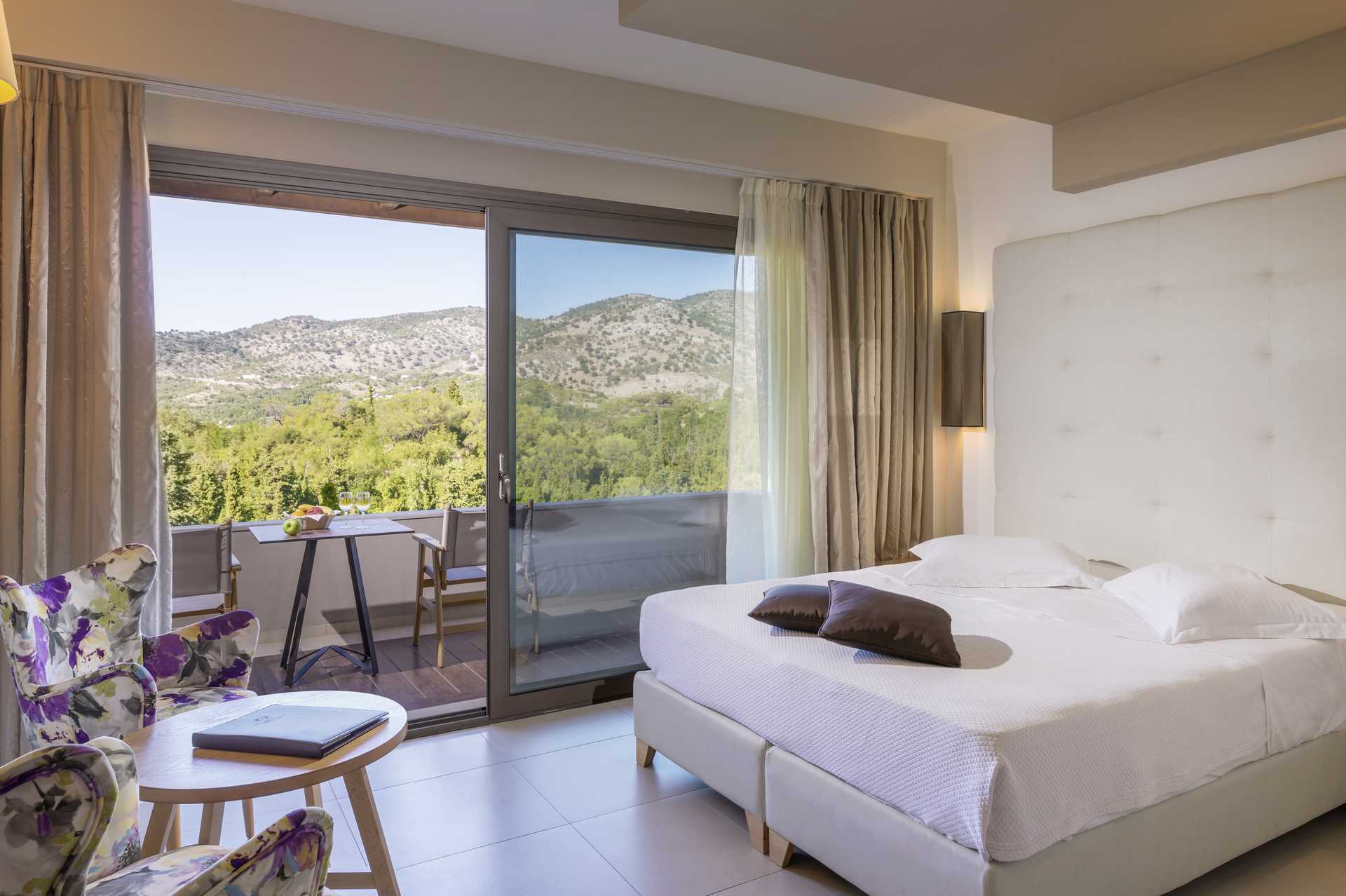 Kahden hengen huone, Hotelli Sivota Diamond, Kreikka.