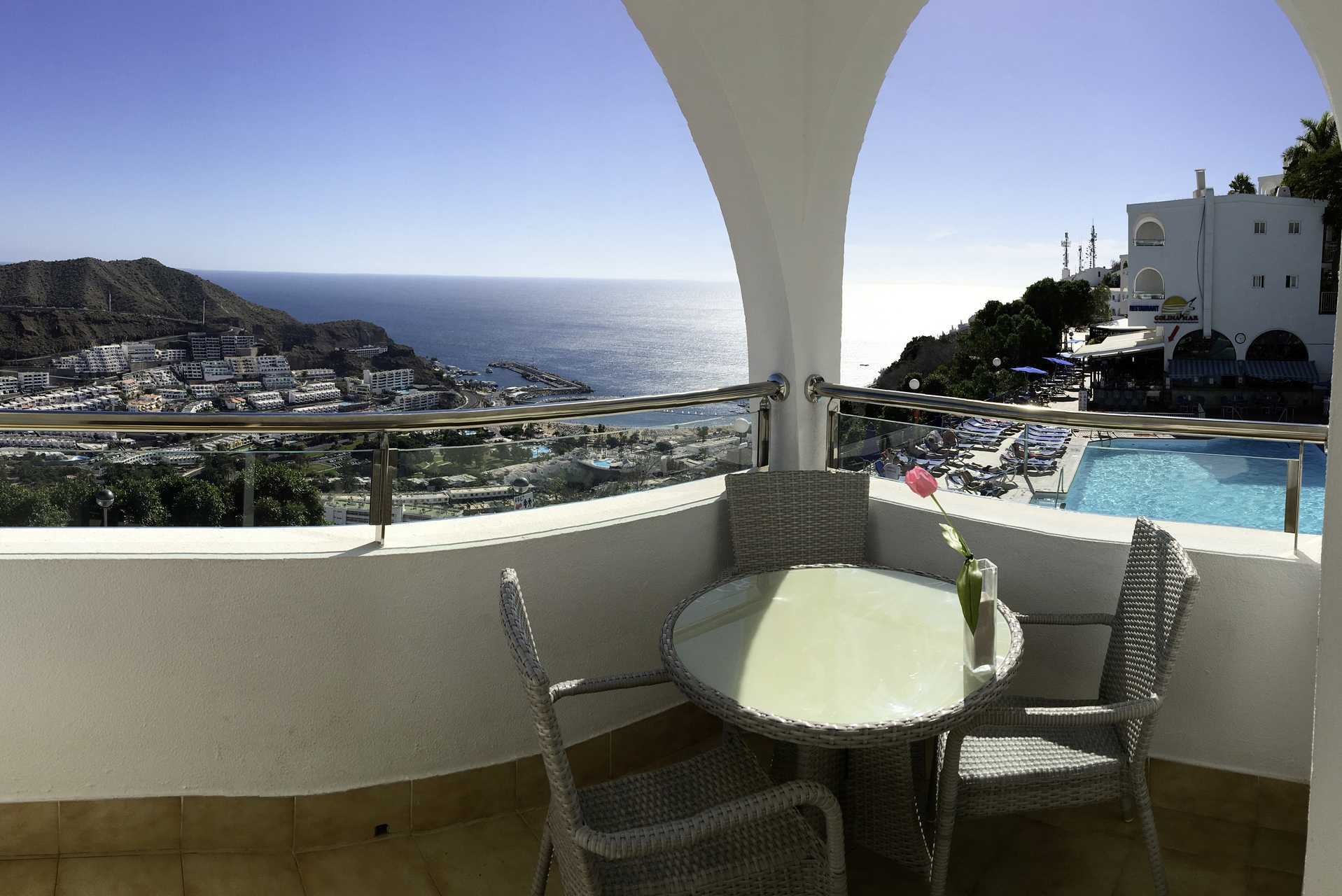 Kaksio Colina Mar -hotellissa Puerto Ricossa, Gran Canarialla.