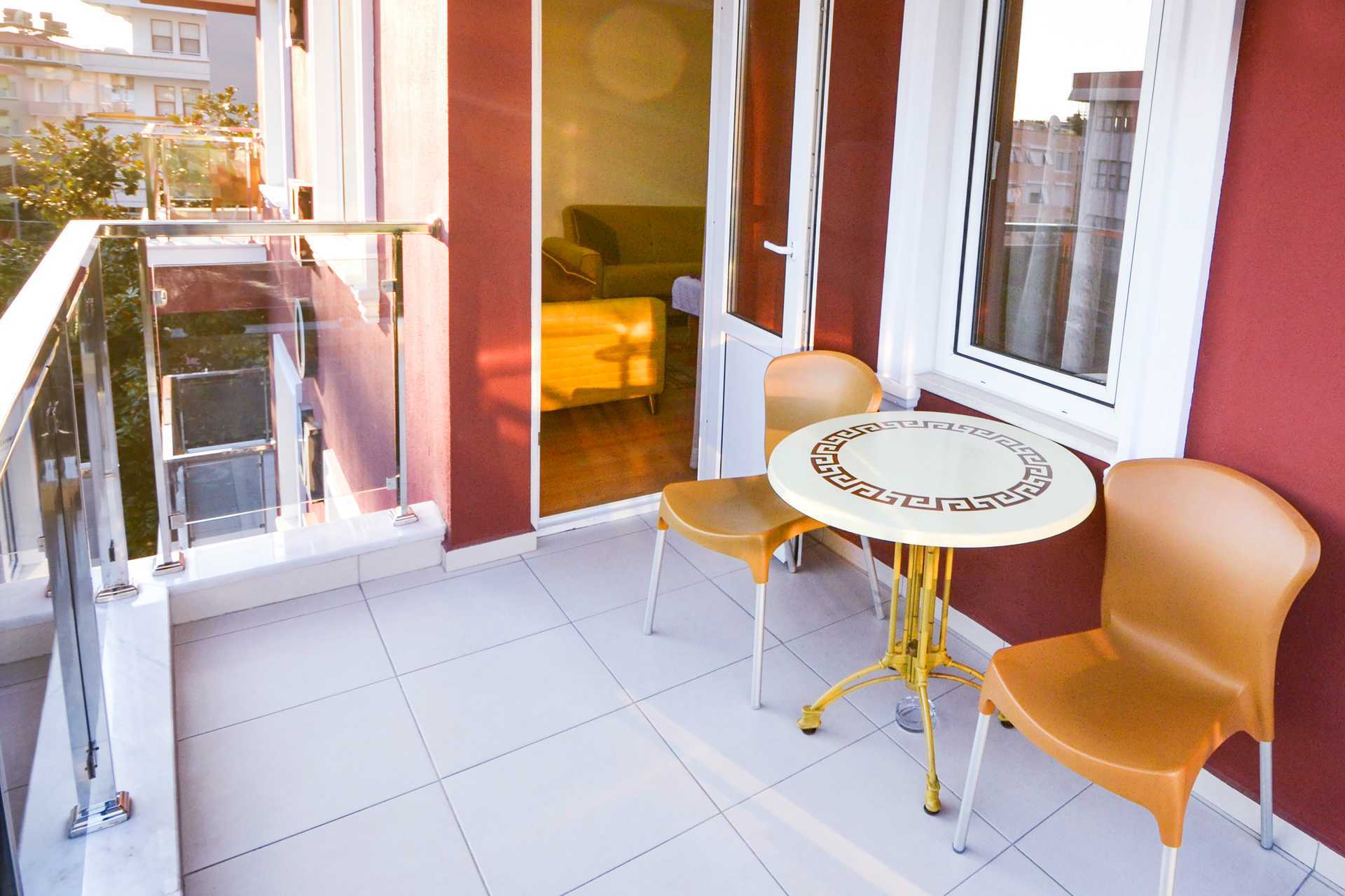 Kaksio, hotelli My Home. Alanya, Turkki.