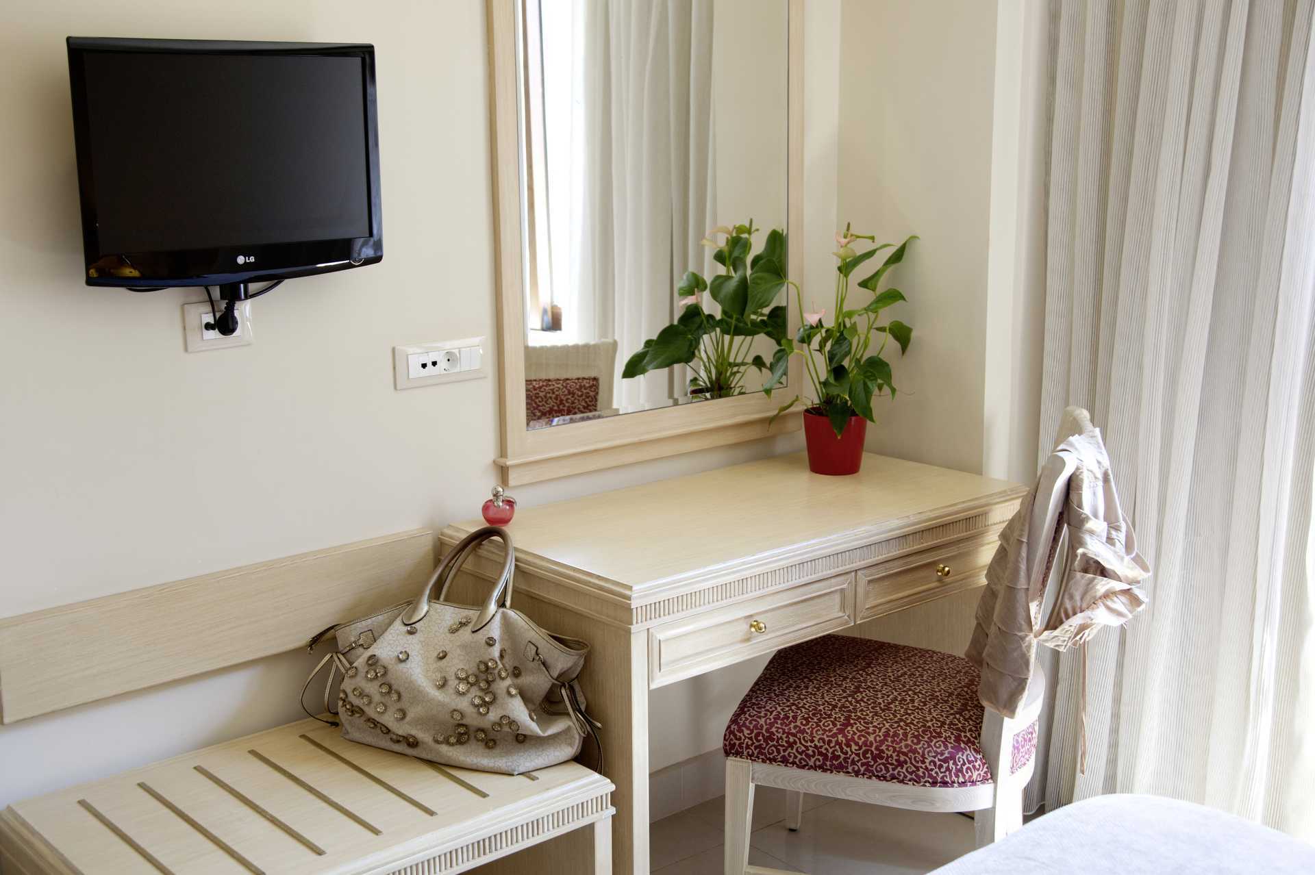 Kaksiot Okeanis Golden Resortissa Agii Apostolissa Kreetalla.