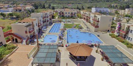 Allasalue, Hotelli Kambos Village G D'S Hotels, Agia Marina, Kreeta.