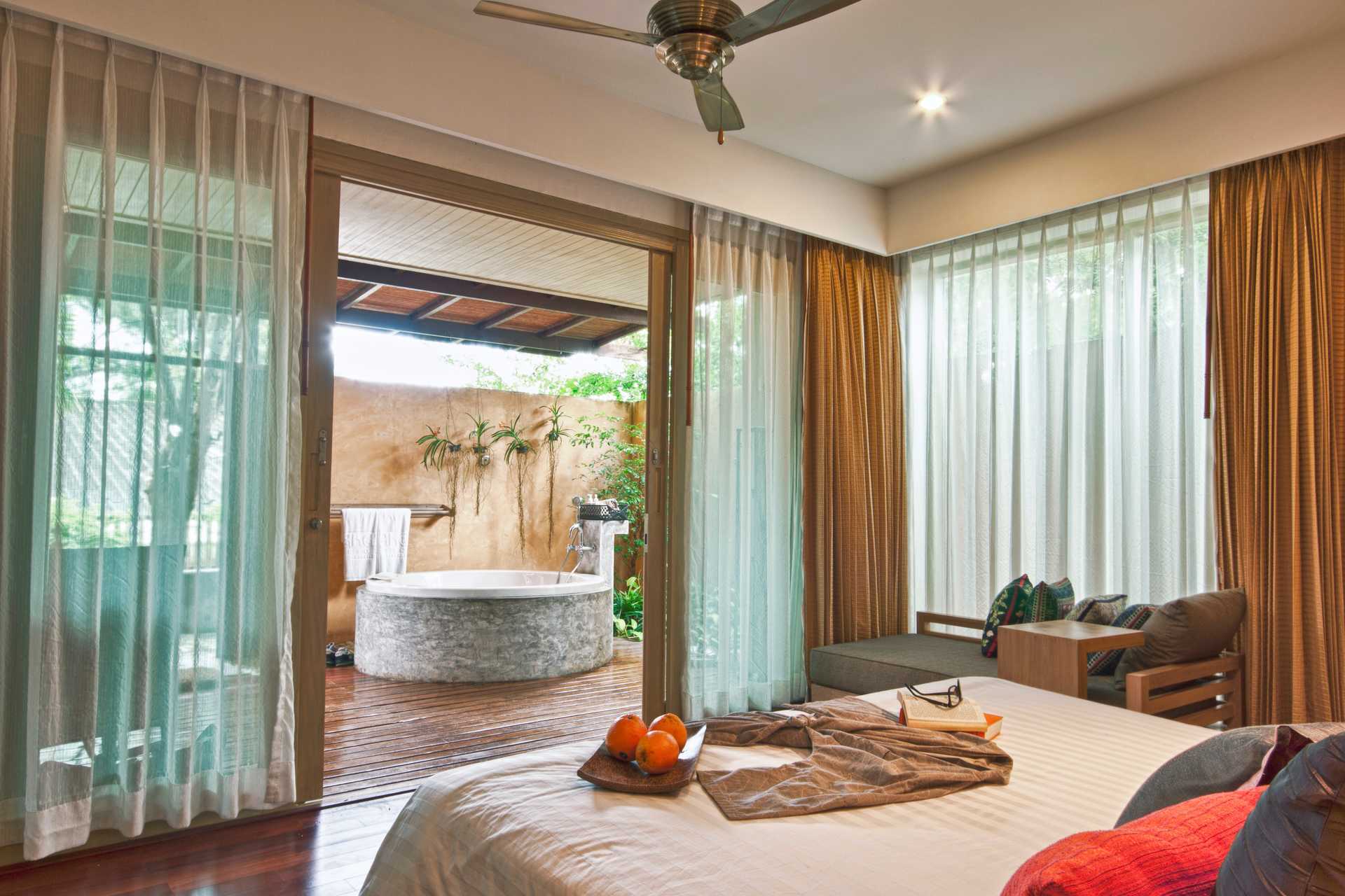 Klubihuone Pakasai Resortissa Ao Nangissa, Thaimaassa.