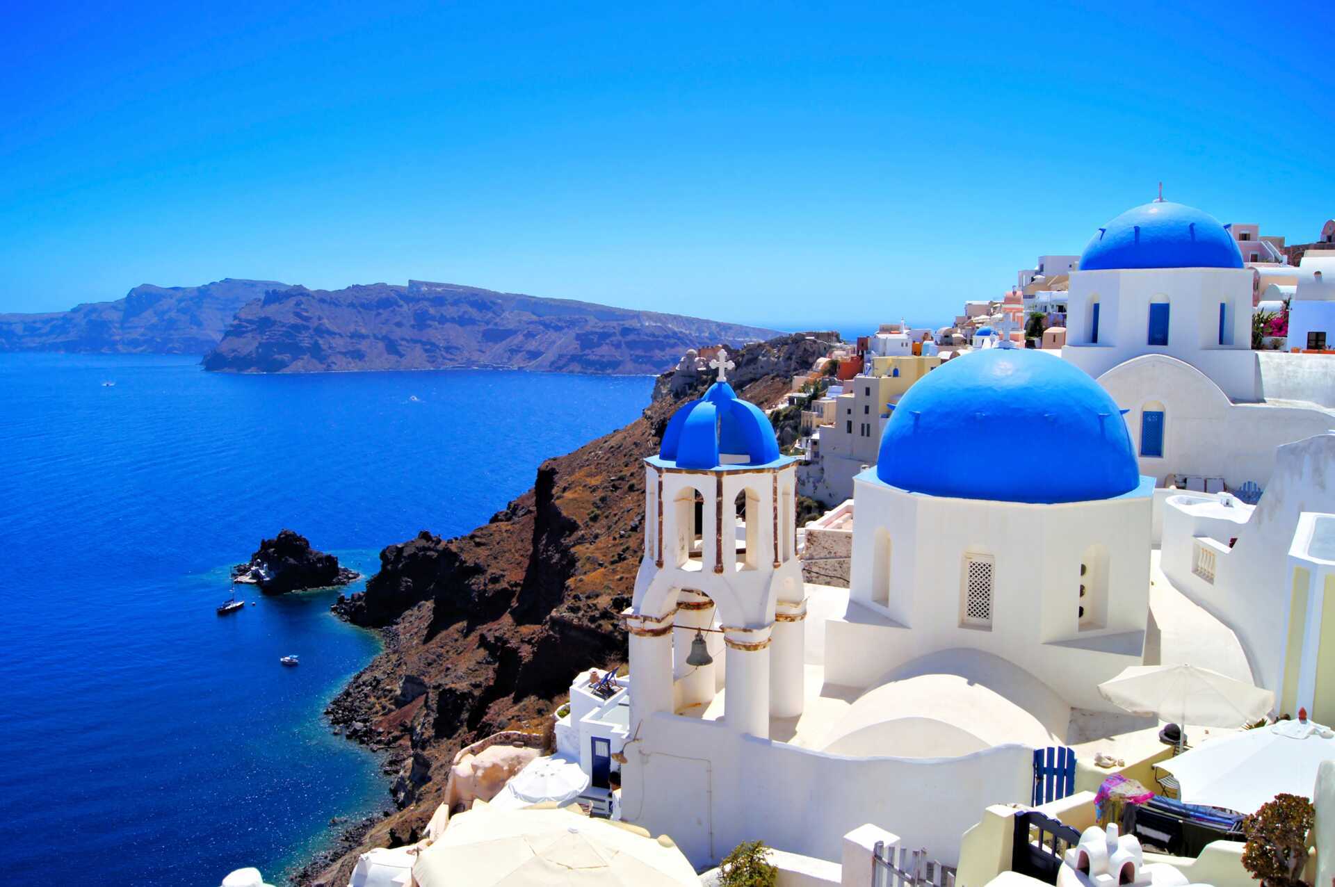 Idyllinen Santorini.