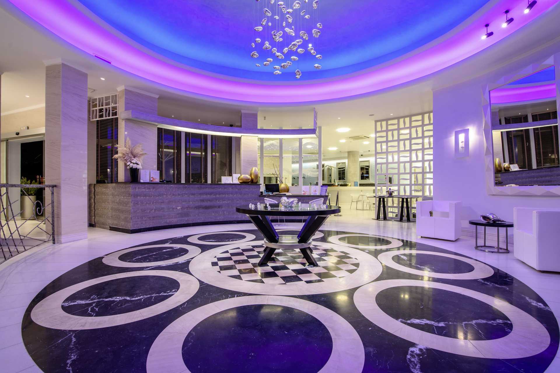 Aula, Hotelli La Mer, Santorini, Kreikka.