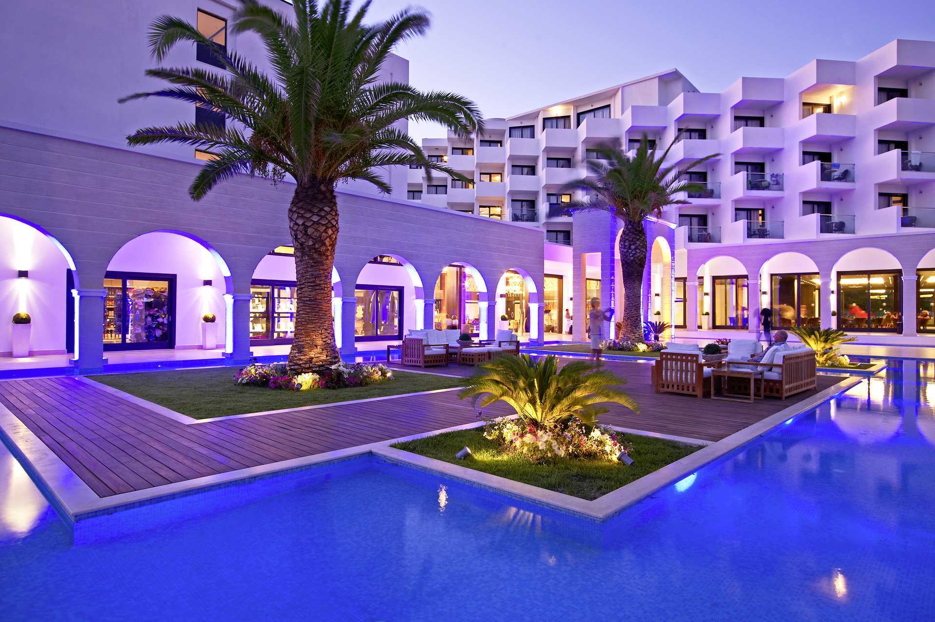 Mitsis Faliraki Beach Hotel & Spa, Faliraki, Rodos.