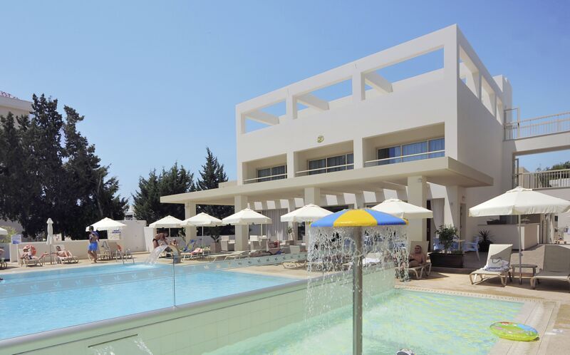 Hotellikuva Nelia Gardens - numero 1 / 7