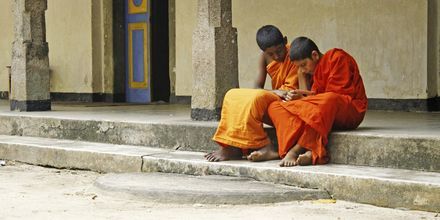 Sri Lankalaisia munkkeja.