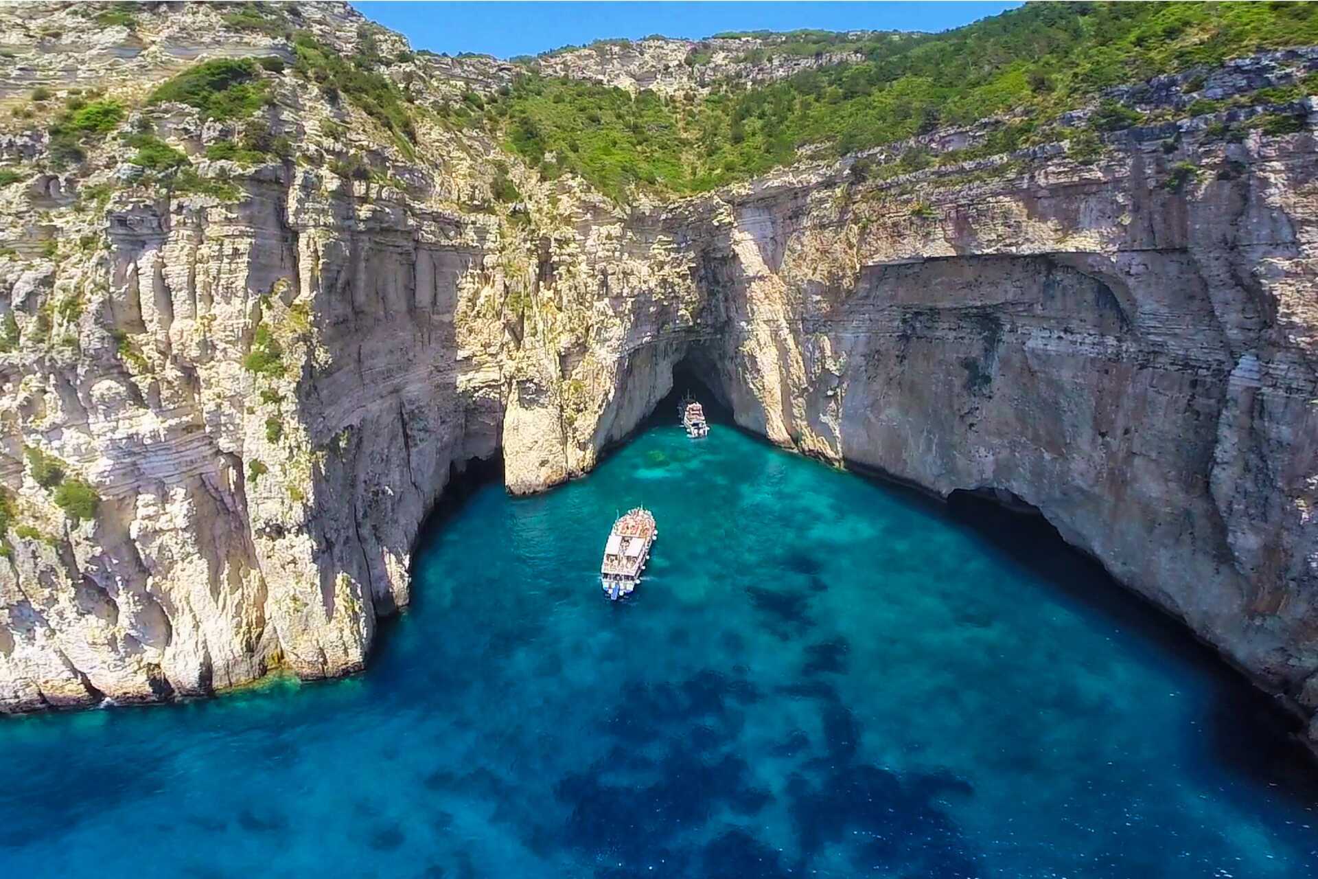 Paxos ja Antipaxos