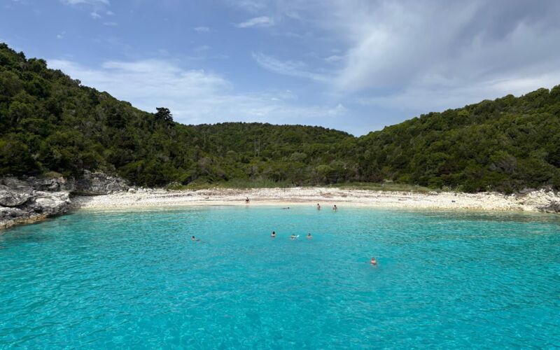 Paxos ja Antipaxos