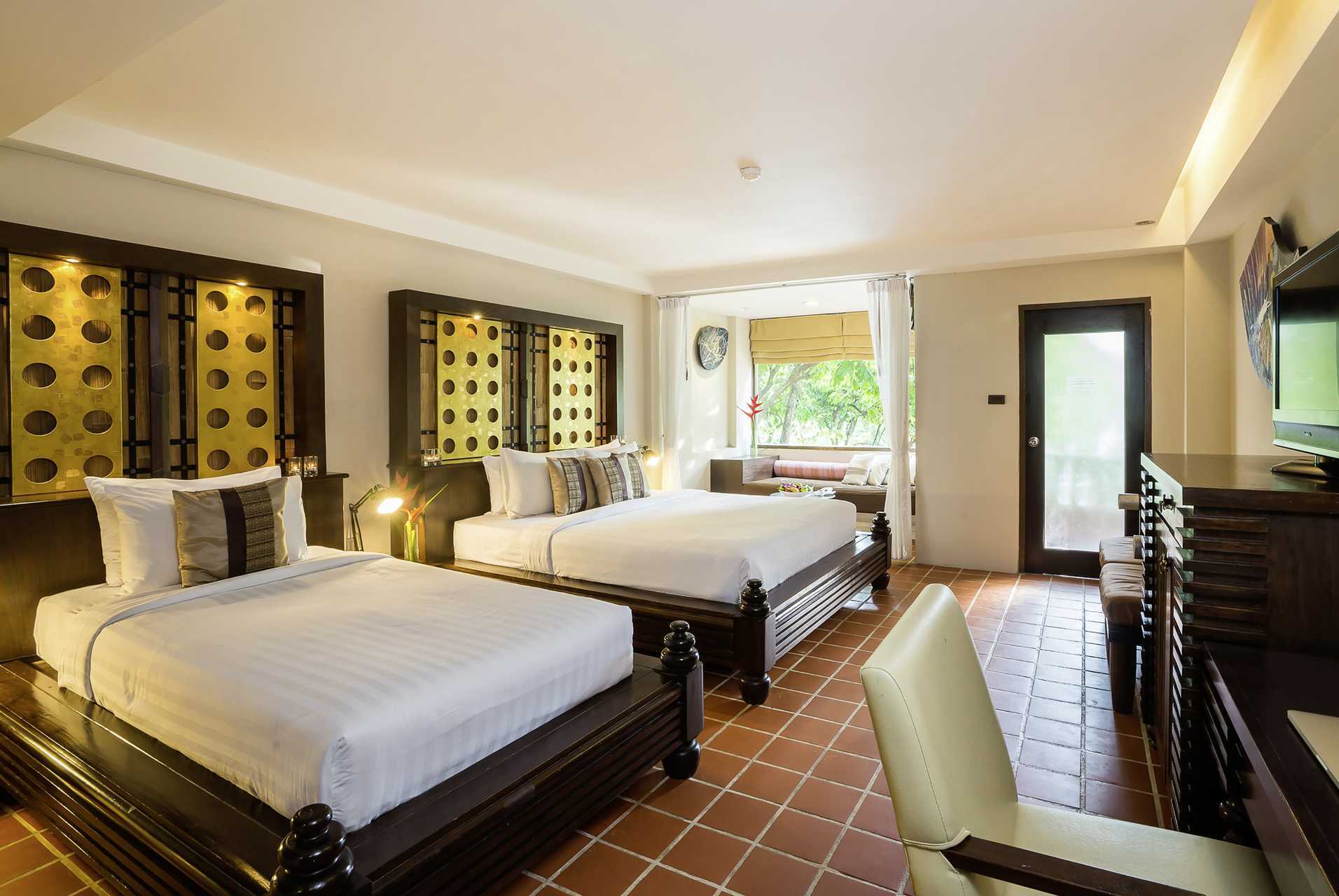 Perhehuone Hotelli Aonang Princeville Villa Resort &amp; Spassa Krabissa. 