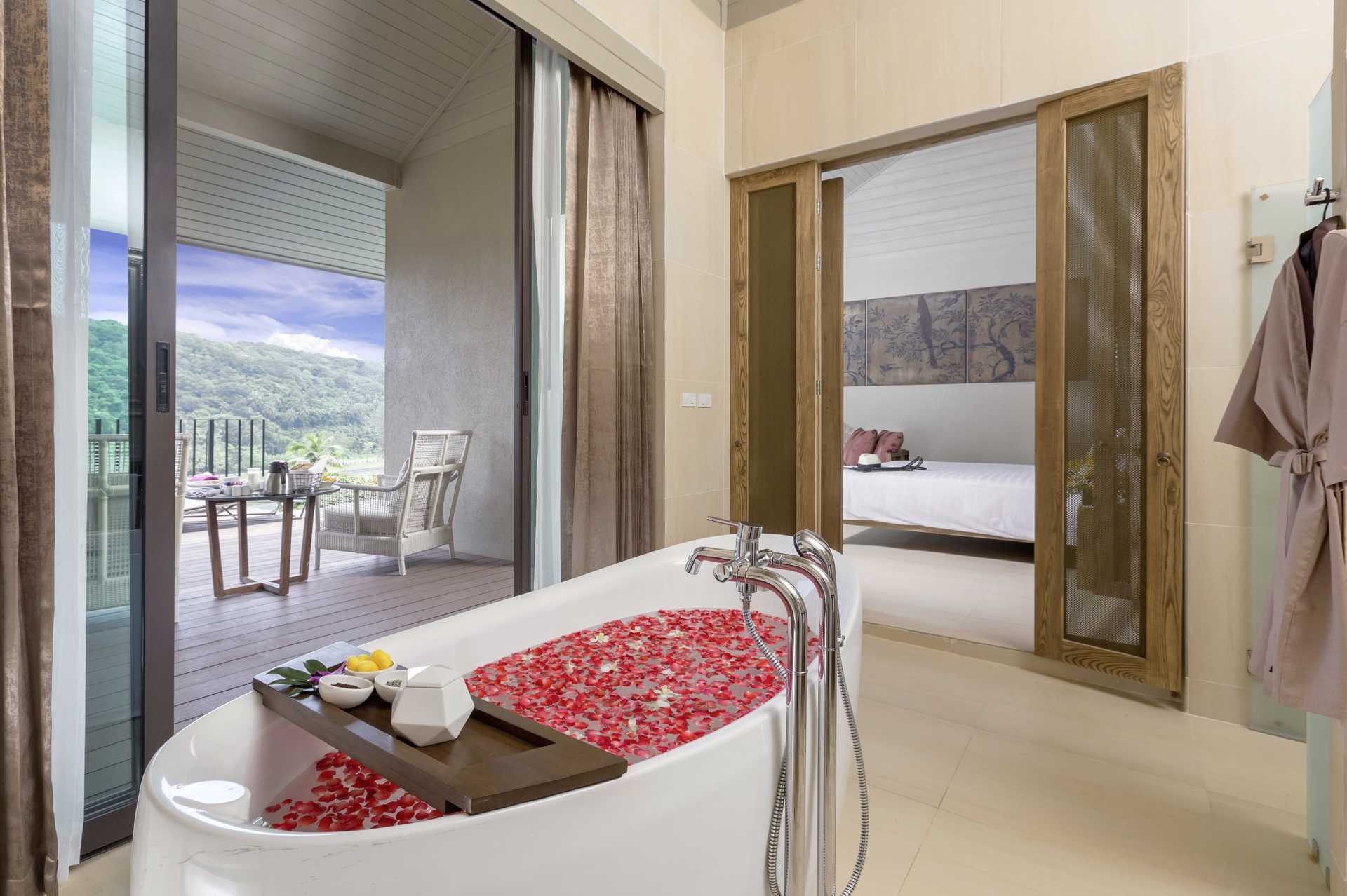 Pool Bungalow Sunsuri Phuketissa, Thaimaassa.