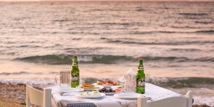 Illallinen Psalidin rannalla, Kos, Kreikka.