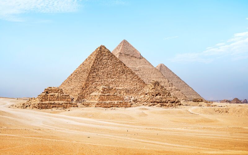 Pyramidit ja sfinksi
