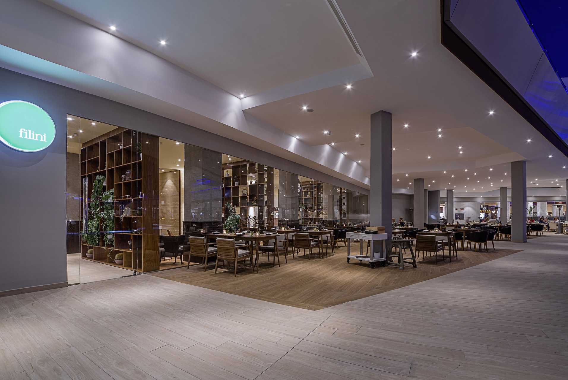 ravintola Filini Radisson Blu Resort &amp; Spassa Puerto de Mogánissa Gran Canarialla.