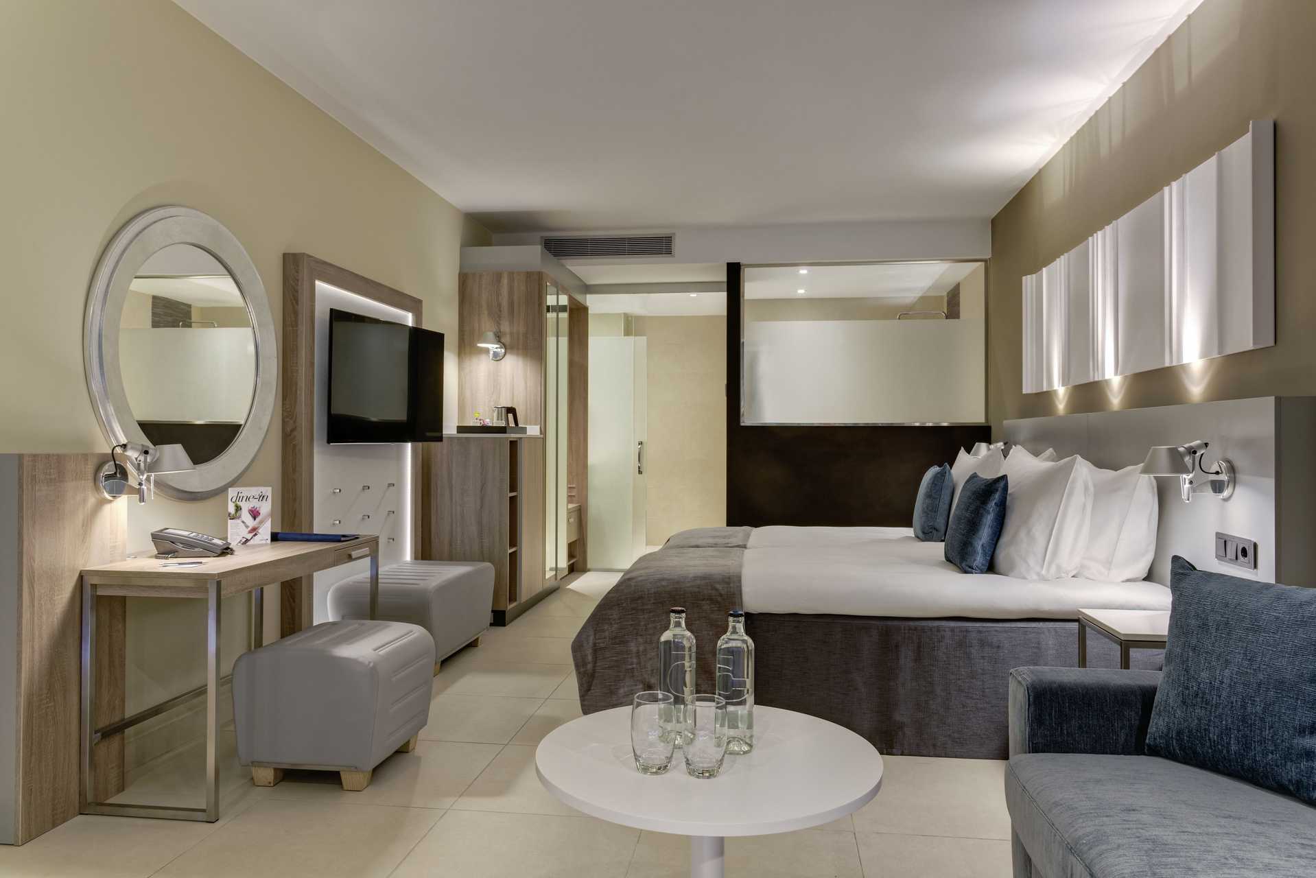 Kahden hengen huone Radisson Blu Resort &amp; Spassa Puerto de Mogánissa Gran Canarialla.