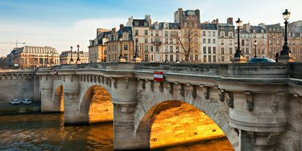 Legendaarinen Pont Neuf-silta, Pariisi, Ranska.