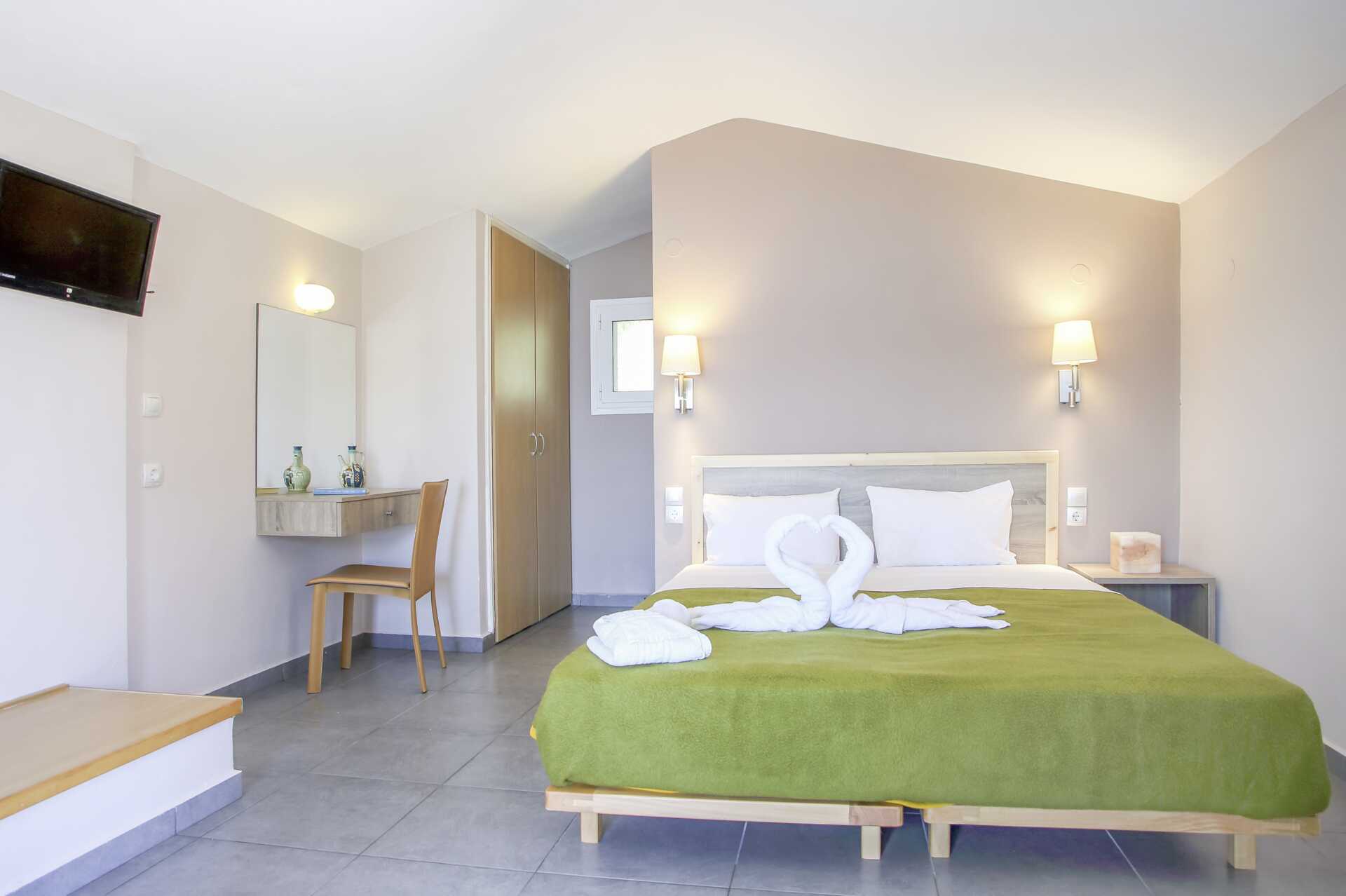 Remontoitu yksiö Hotel Scorpiosissa Lefkasilla.