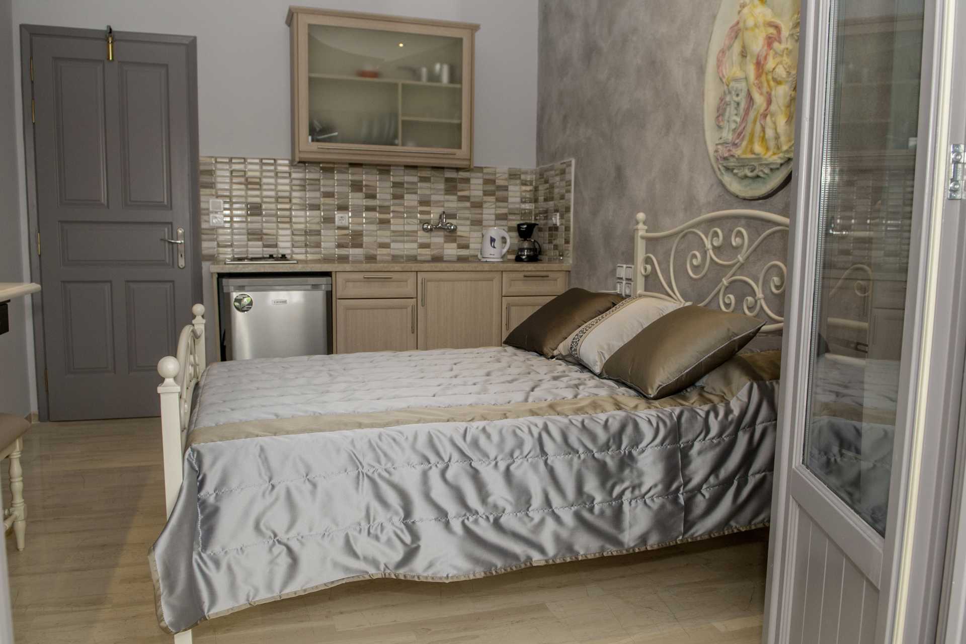 Remontoitu yksiö Polydefkisissä.