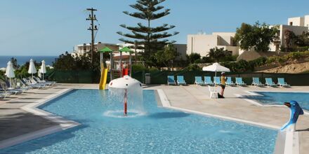 Allas vesiliukumäillä, Hotelli Rethymno Mare Resort, Kreeta.