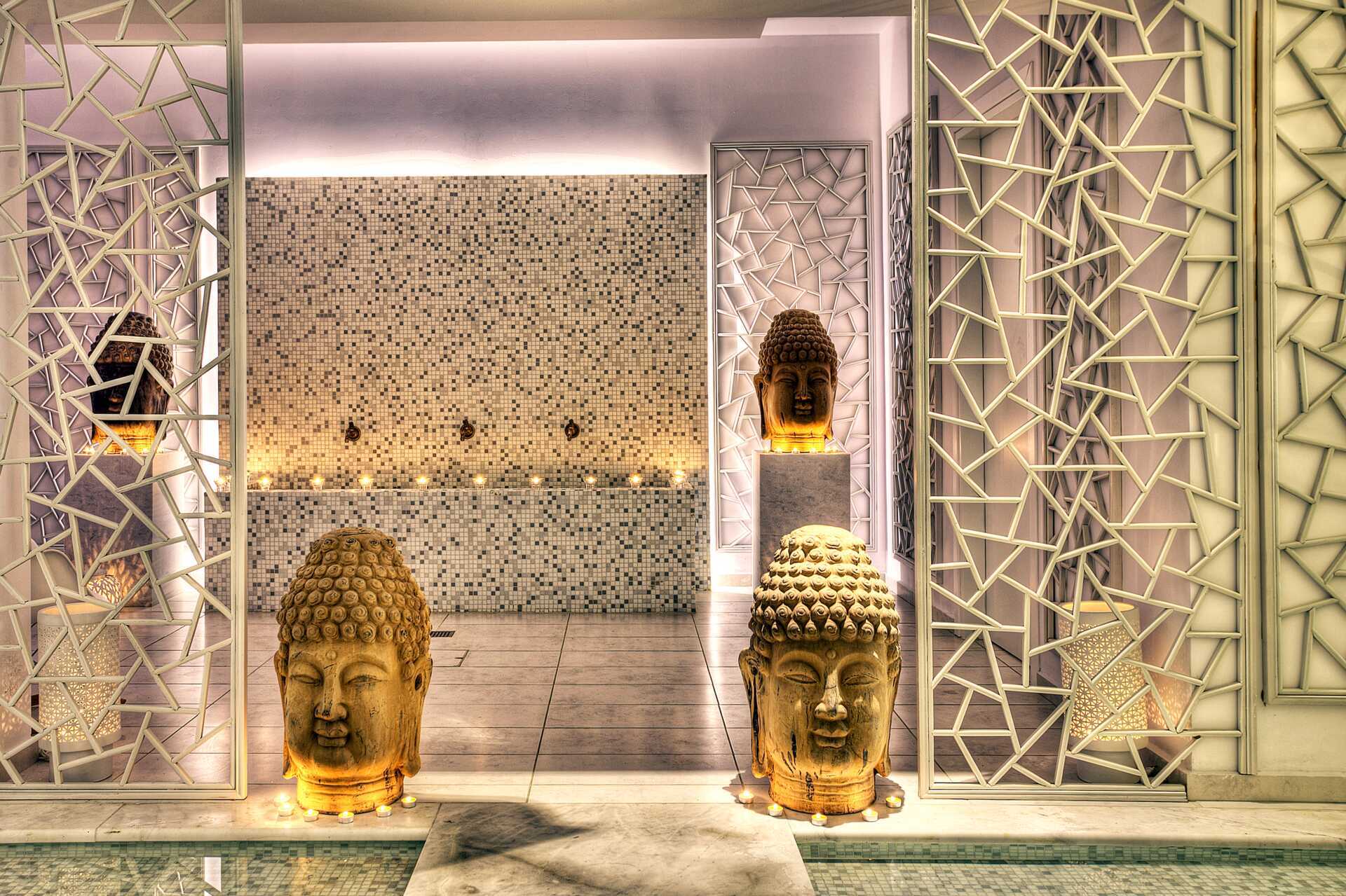 Salvator Hotel Villas &amp; Span kylpylä Pargassa, Kreikassa.