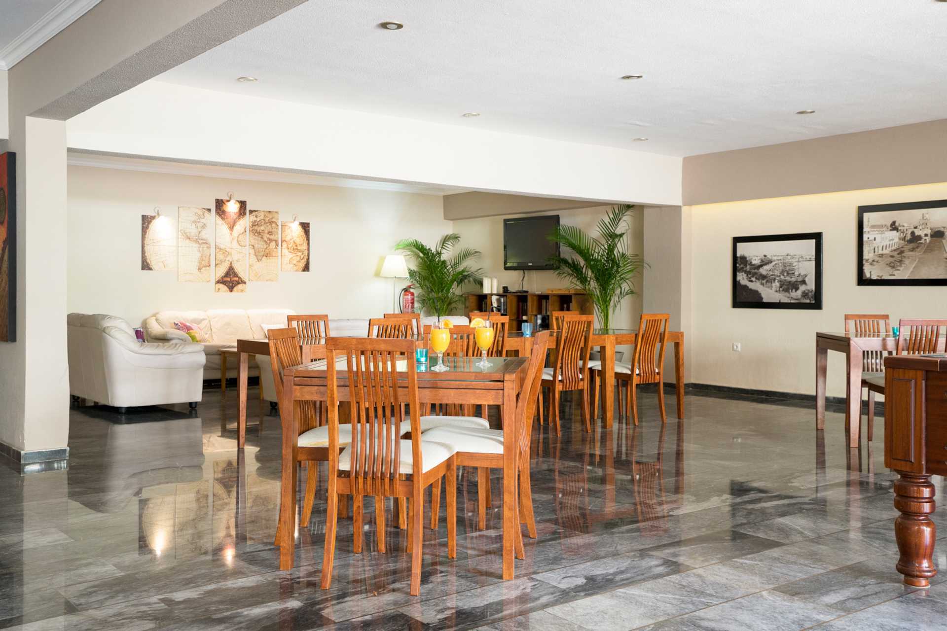 Baari hotelli Santa Marinassa Kosin kaupungissa Kosilla, Kreikassa.