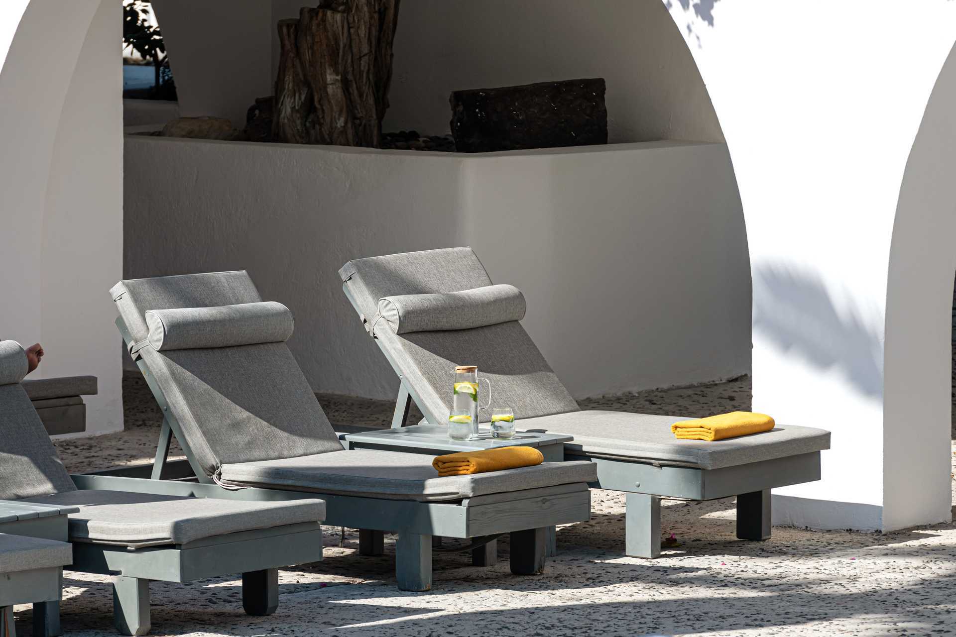 Allasalue Santorini Kastelli Resortissa Santorinissa, Kreikassa.