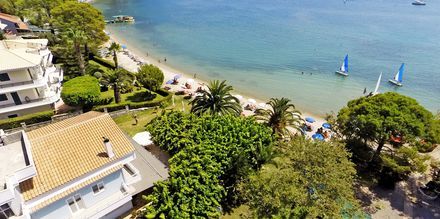 Näkymä hotellialueelle ja rannalle, Hotelli Seaview, Lefkas, Kreikka.