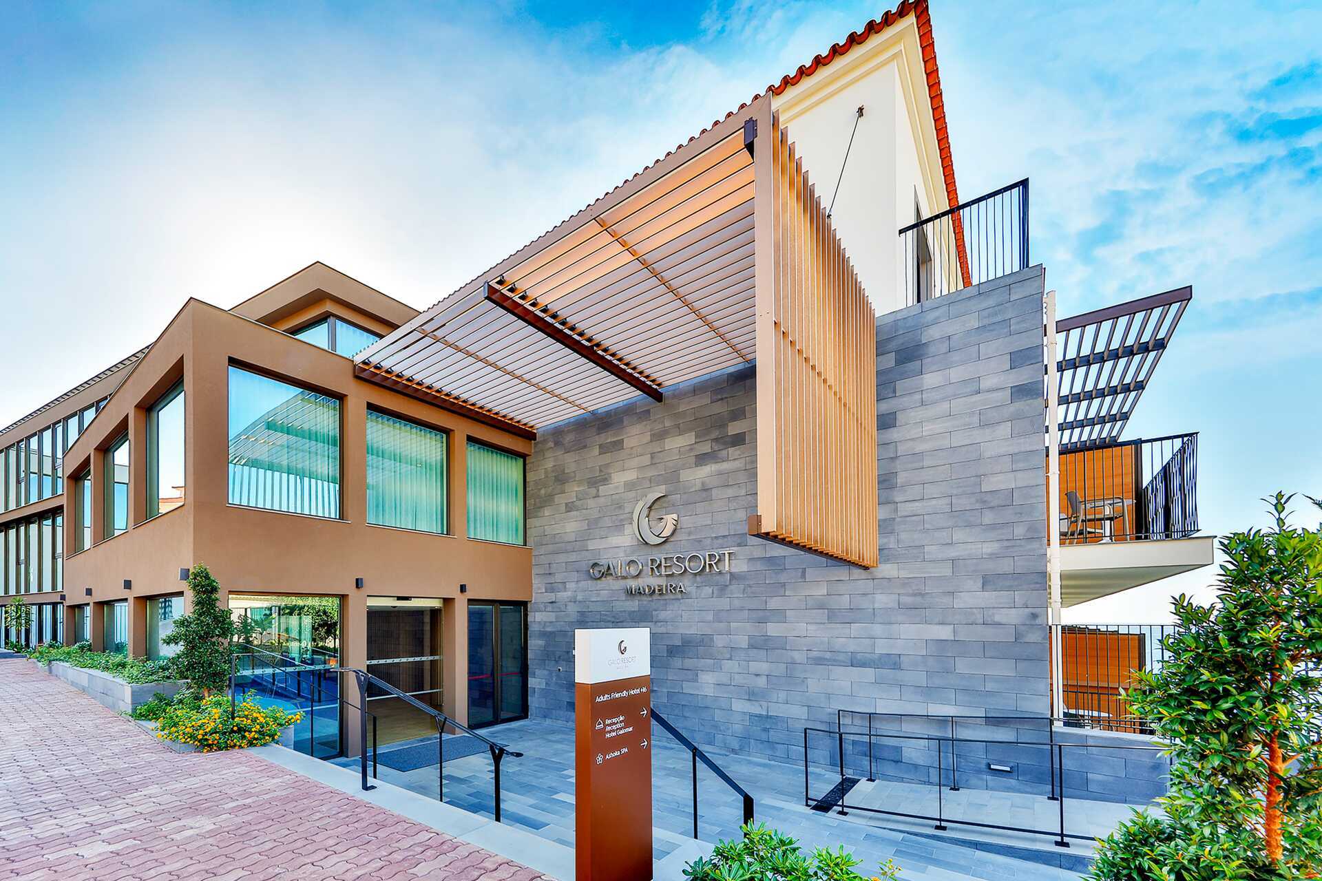 Sentido Galomar -hotellin sisäänkäynti Madeiralla, Portugalissa.