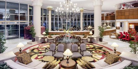 Vastaanotto, hotelli Sheraton Jumeirah Beach Resort. Dubai, Arabiemiraatit.