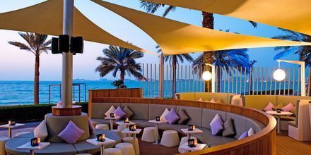Loungebaari, hotelli Sheraton Jumeirah Beach, Dubai, Arabiemiraatit.