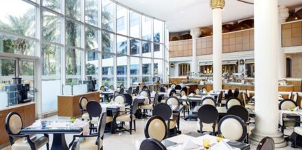 The Palm Garden Restaurant & Terrace, hotelli Sheraton Jumeirah Beach Resort. Dubai, Arabiemiraatit.